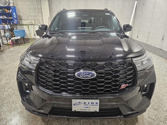 new 2025 Ford Explorer car, priced at $55,774