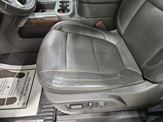 used 2020 Chevrolet Silverado 1500 car, priced at $30,000