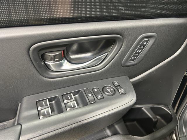 used 2025 Honda Pilot car, priced at $43,000