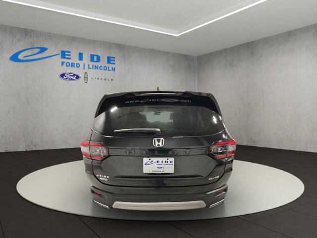 used 2025 Honda Pilot car, priced at $43,000