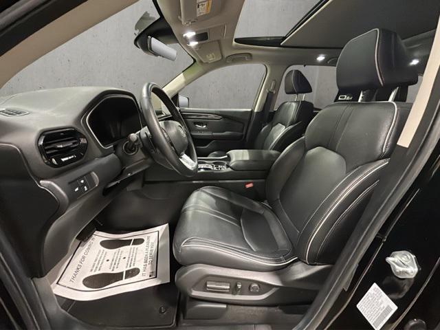 used 2025 Honda Pilot car, priced at $43,000