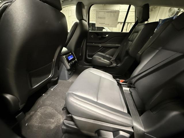 new 2025 Lincoln Aviator car, priced at $57,981