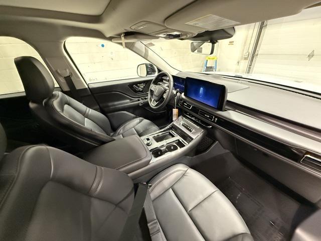 new 2025 Lincoln Aviator car, priced at $57,981