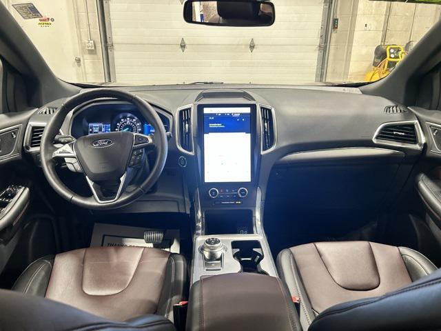 used 2022 Ford Edge car, priced at $31,000
