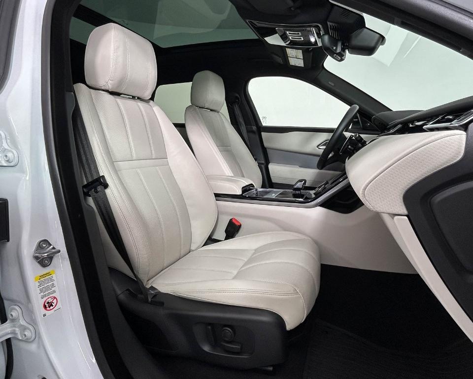 used 2021 Land Rover Range Rover Velar car, priced at $37,149