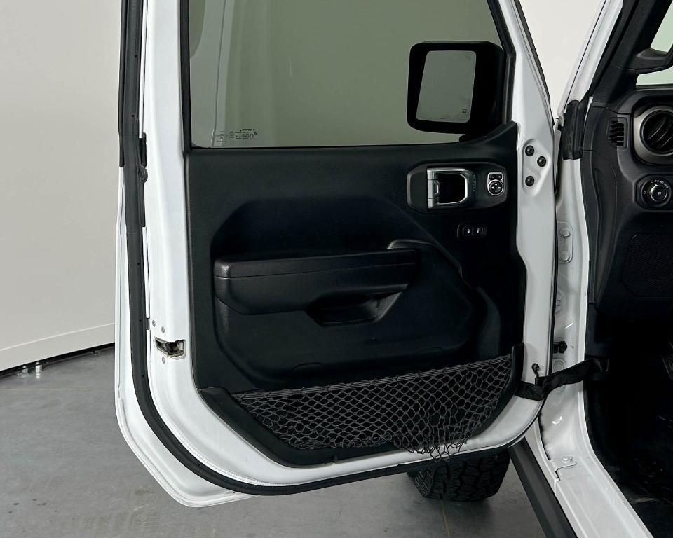 used 2021 Jeep Wrangler Unlimited car, priced at $22,992