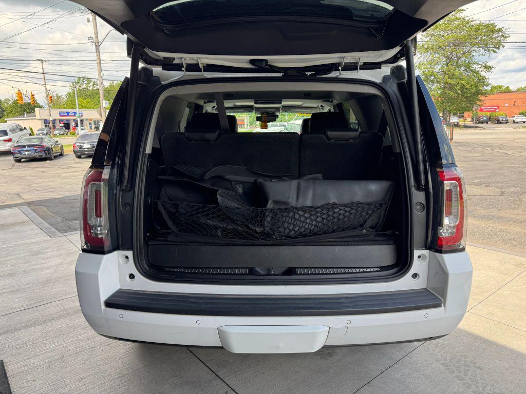 used 2016 GMC Yukon car, priced at $22,996