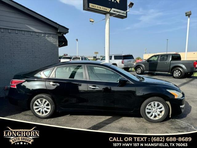 used 2014 Nissan Altima car, priced at $5,550