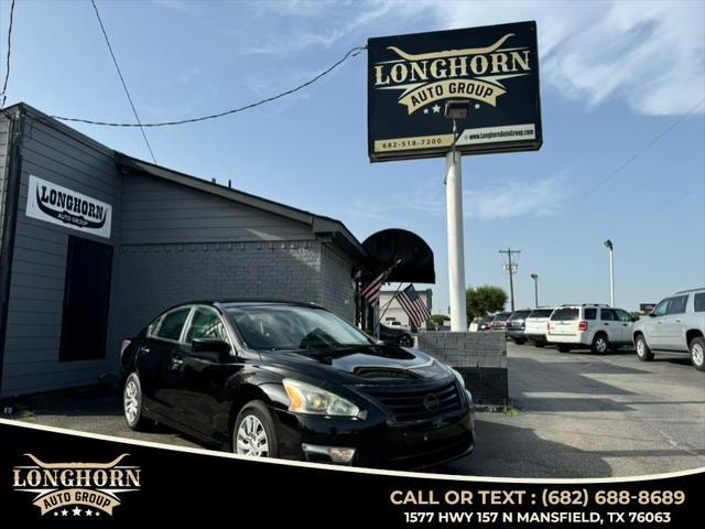 used 2014 Nissan Altima car, priced at $5,550