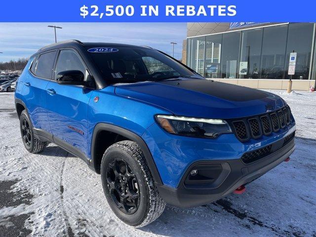 new 2024 Jeep Compass car, priced at $41,085