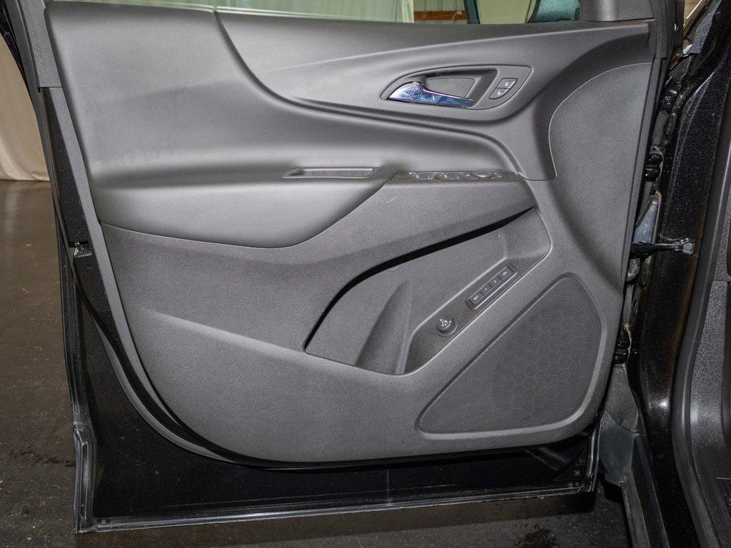 used 2020 Chevrolet Equinox car, priced at $17,290