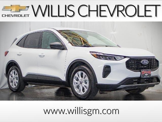 used 2023 Ford Escape car, priced at $20,450