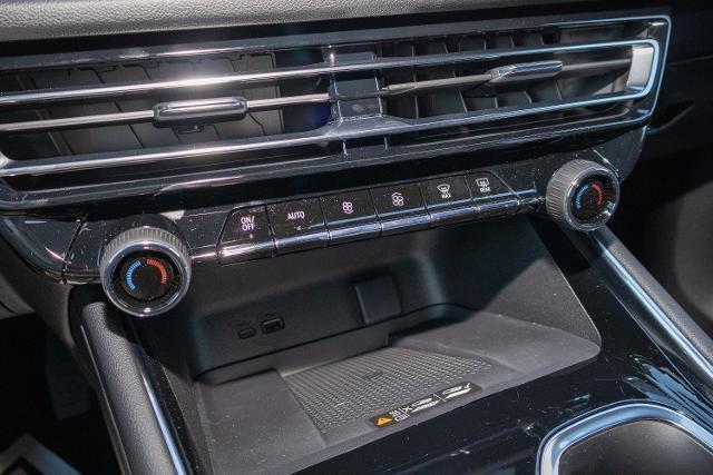 new 2026 Chevrolet Traverse car, priced at $58,915