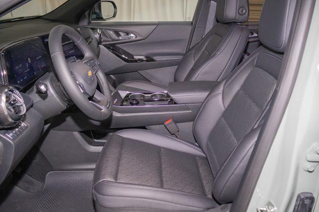 new 2026 Chevrolet Equinox car, priced at $35,815