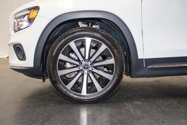 used 2022 Mercedes-Benz GLB 250 car, priced at $32,925