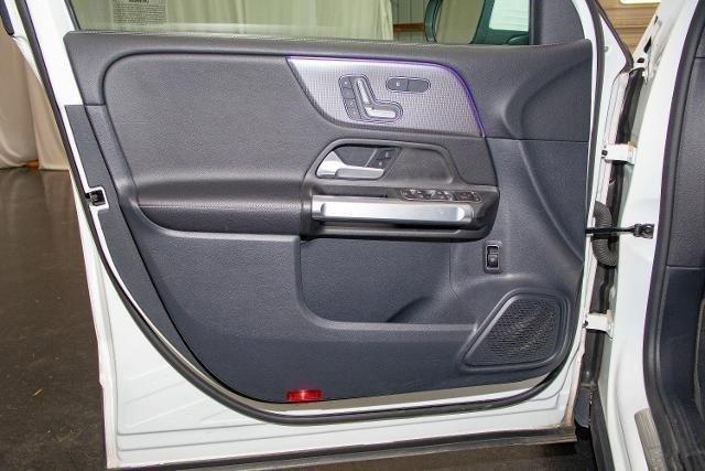 used 2022 Mercedes-Benz GLB 250 car, priced at $32,925