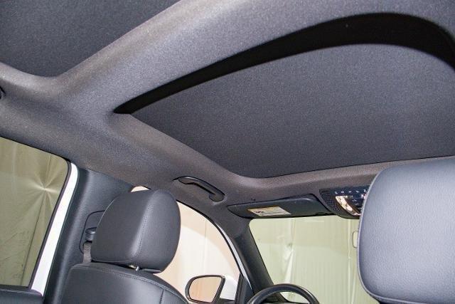 used 2022 Mercedes-Benz GLB 250 car, priced at $32,925