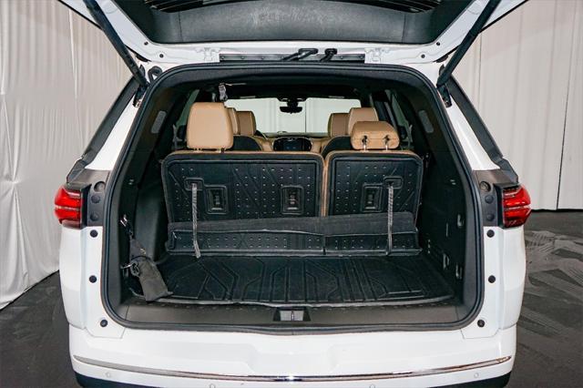 used 2022 Chevrolet Traverse car, priced at $32,937