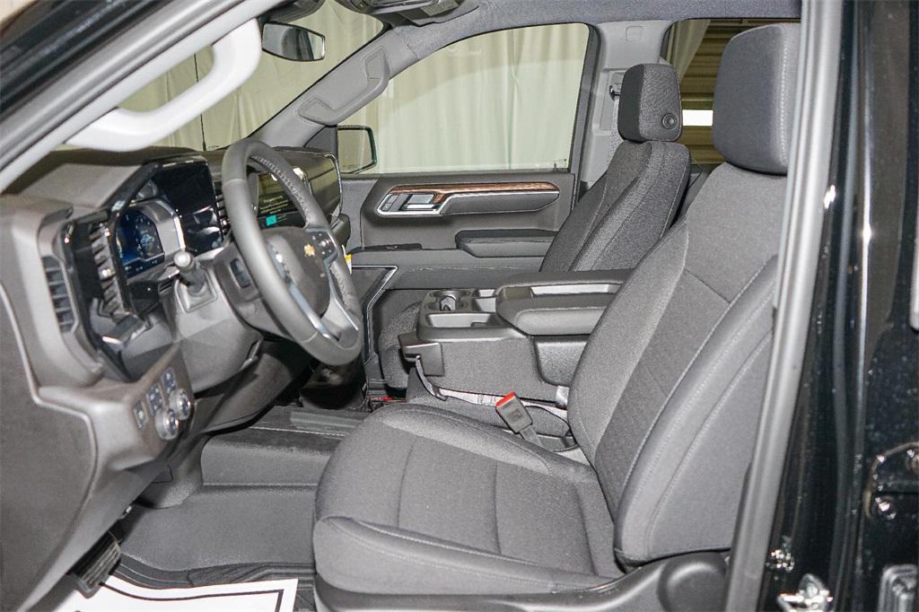 new 2025 Chevrolet Silverado 1500 car, priced at $59,120