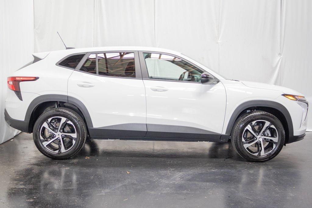 used 2025 Chevrolet Trax car, priced at $23,470