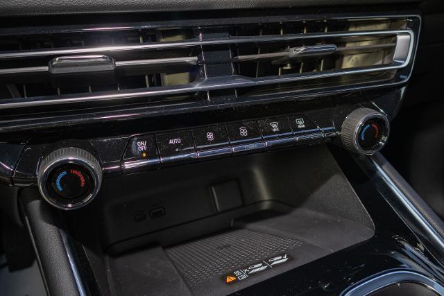 new 2026 Chevrolet Traverse car, priced at $59,290