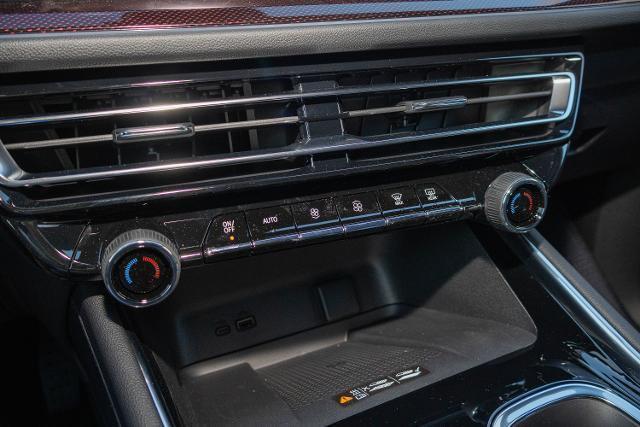 new 2026 Chevrolet Traverse car, priced at $59,760