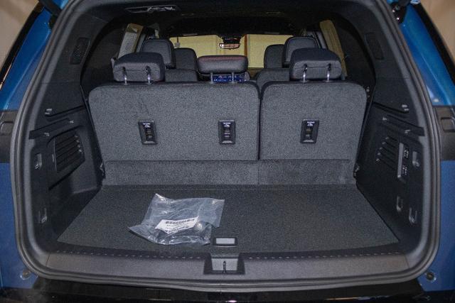 new 2026 Chevrolet Traverse car, priced at $59,760