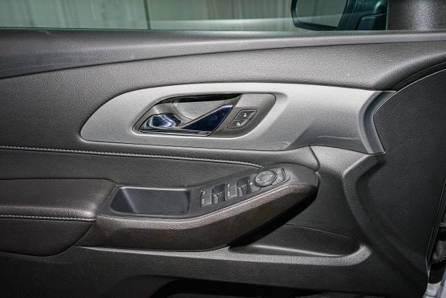 used 2022 Chevrolet Traverse car, priced at $21,544