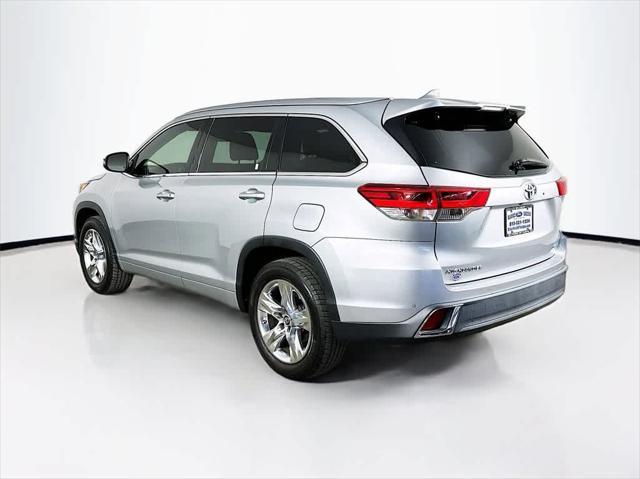 used 2018 Toyota Highlander car, priced at $26,796