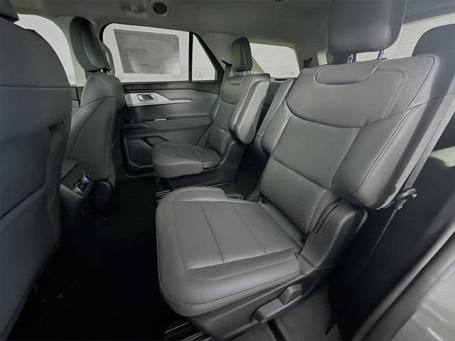 new 2025 Ford Explorer car, priced at $38,985