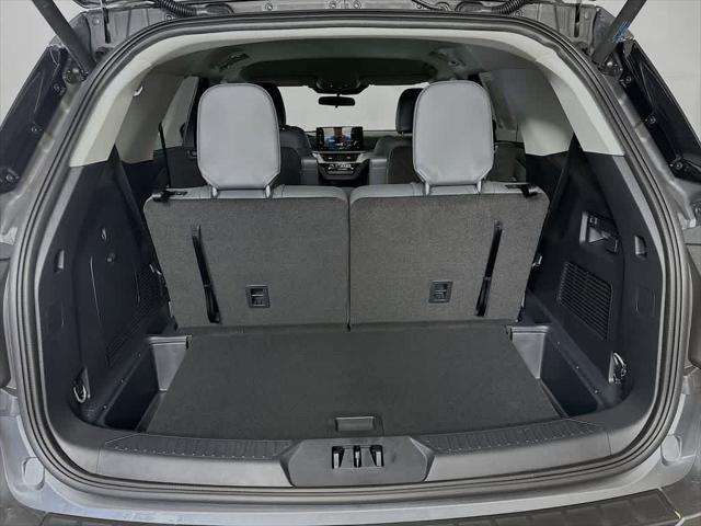 new 2025 Ford Explorer car, priced at $37,037
