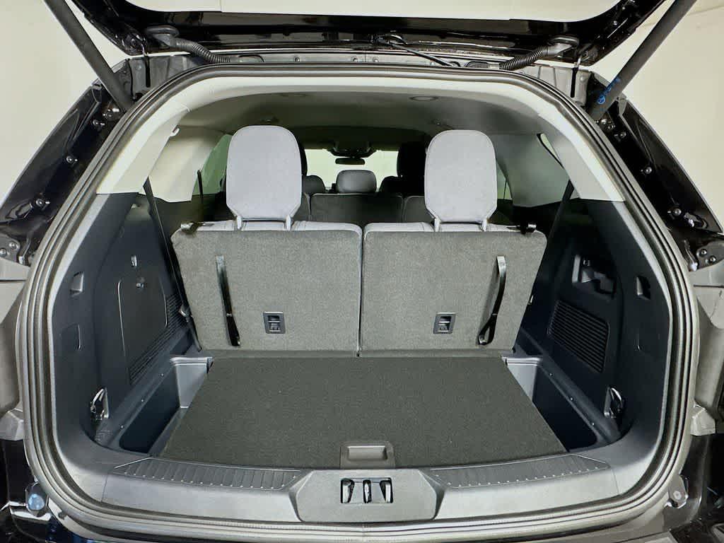 new 2025 Ford Explorer car, priced at $35,588