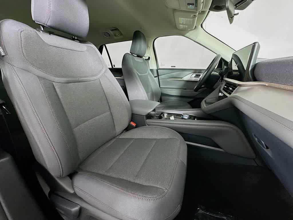 new 2025 Ford Explorer car, priced at $35,588