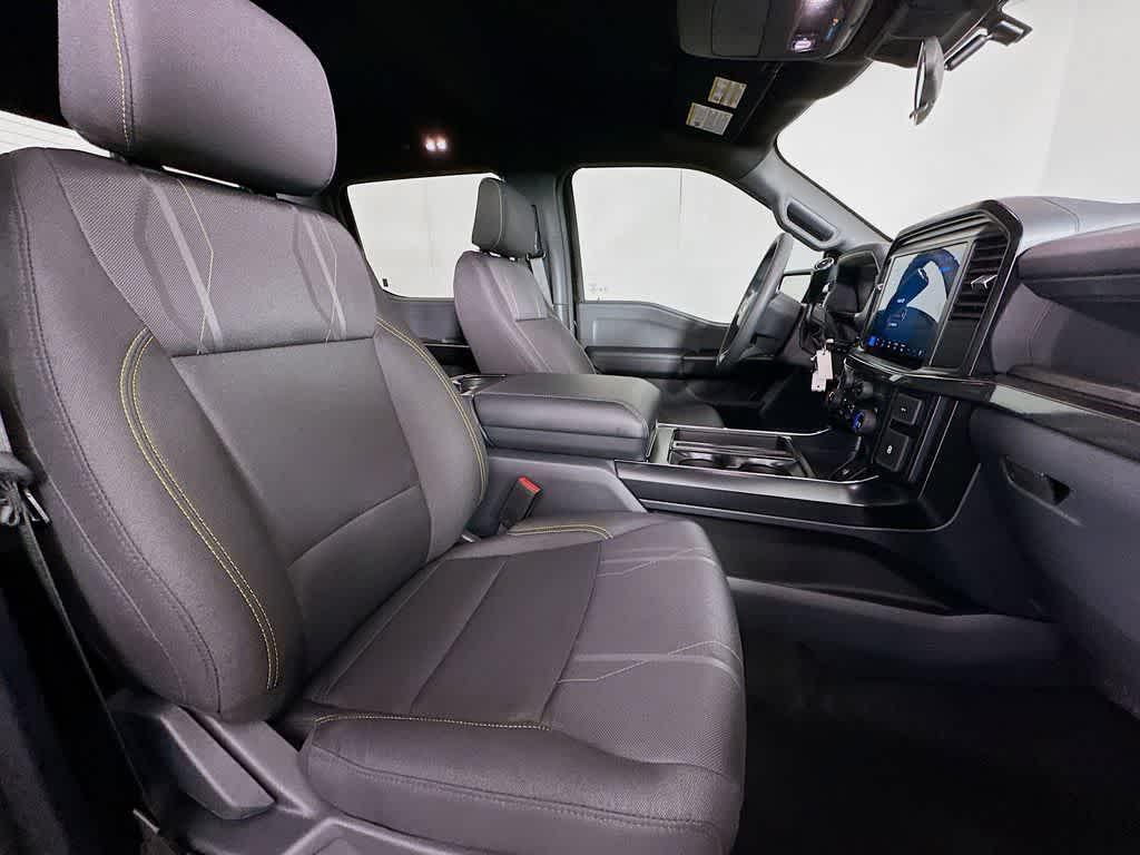 new 2025 Ford F-150 car, priced at $44,400