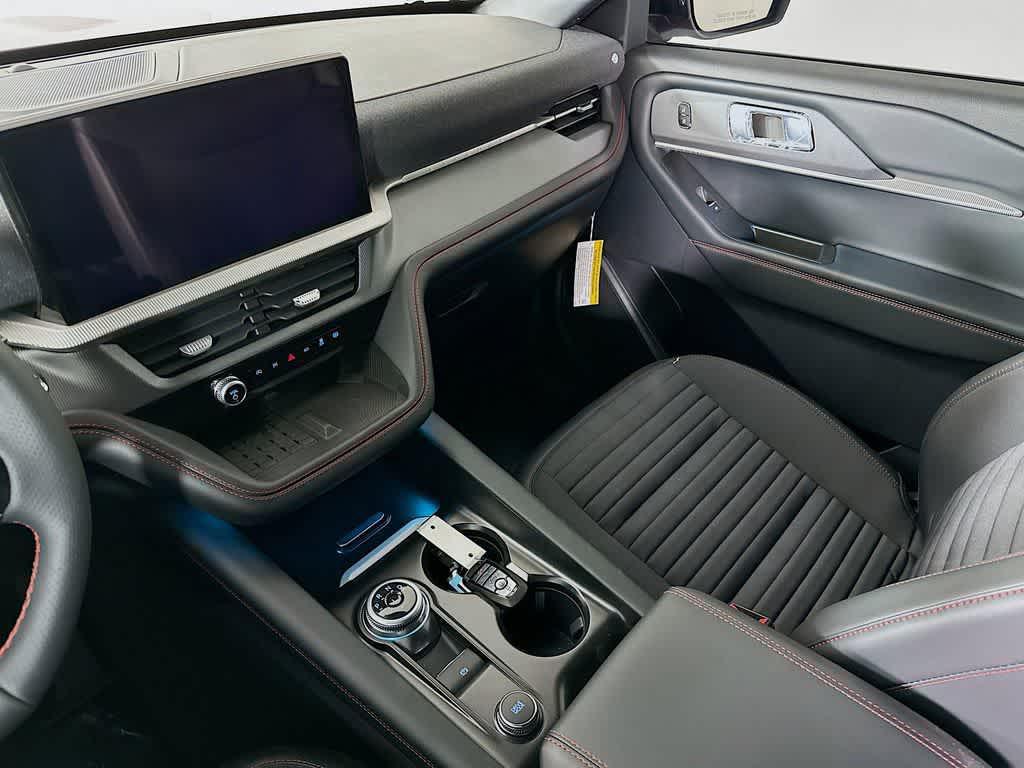 new 2025 Ford Explorer car, priced at $43,602