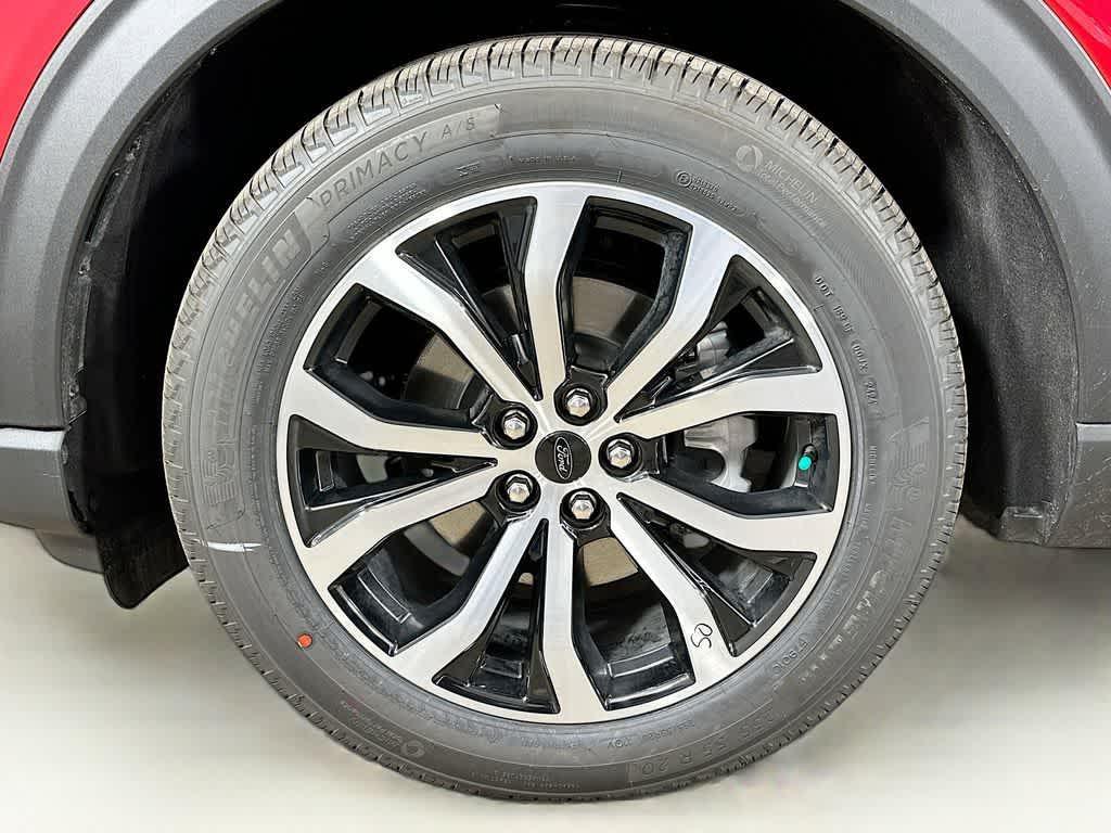 new 2025 Ford Explorer car, priced at $43,602