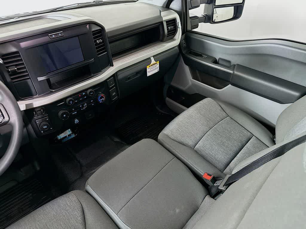 new 2025 Ford F-250 car, priced at $58,004
