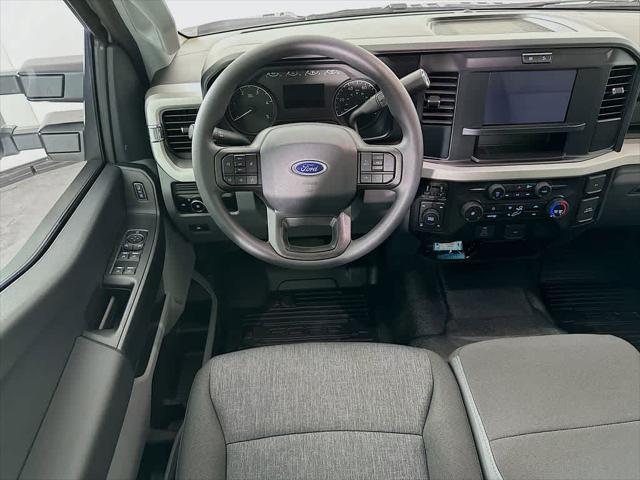 new 2025 Ford F-250 car, priced at $57,320
