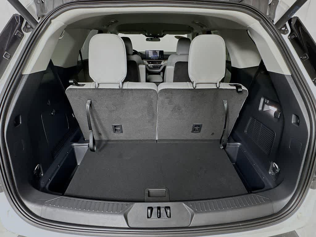 new 2025 Ford Explorer car, priced at $40,250