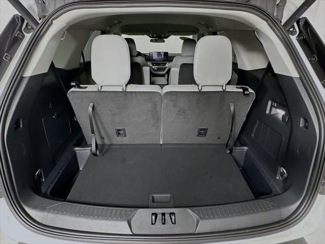 new 2025 Ford Explorer car, priced at $37,989