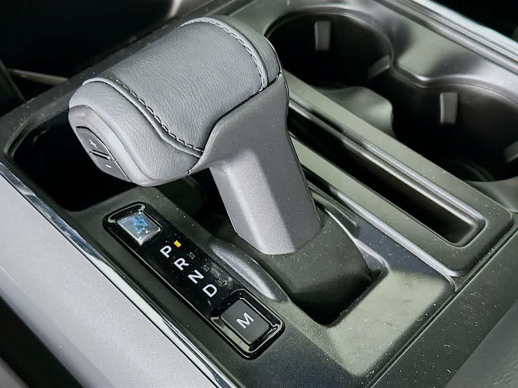 new 2025 Ford F-150 car, priced at $51,867