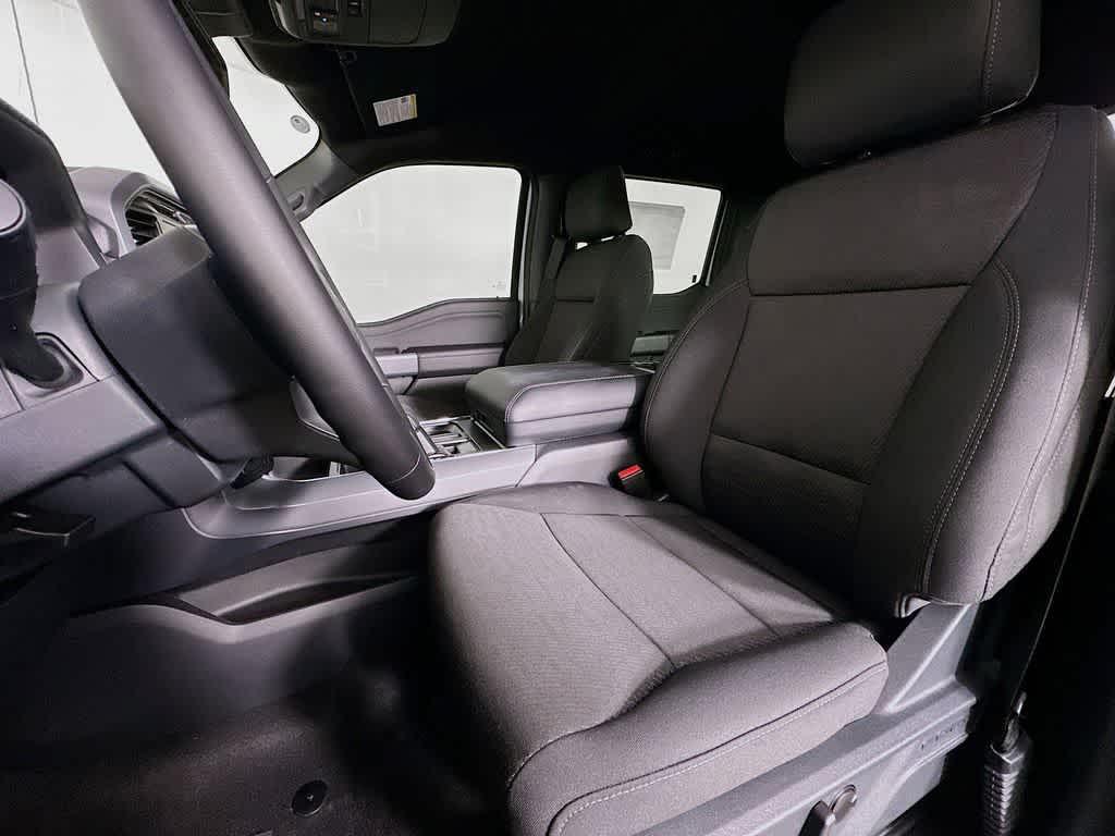 new 2025 Ford F-150 car, priced at $51,867