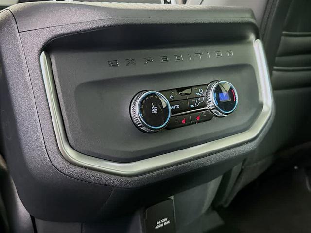 new 2025 Ford Expedition car, priced at $79,819