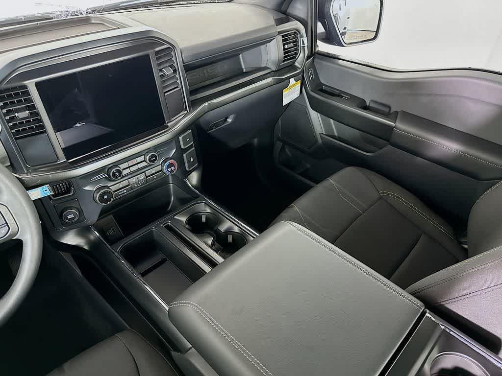new 2025 Ford F-150 car, priced at $44,943