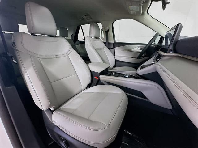 new 2025 Ford Explorer car, priced at $39,676