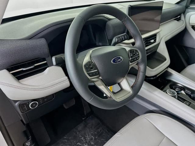 new 2025 Ford Explorer car, priced at $39,676