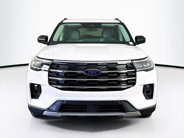 new 2025 Ford Explorer car, priced at $39,676