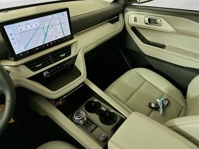 new 2025 Ford Explorer car, priced at $39,676