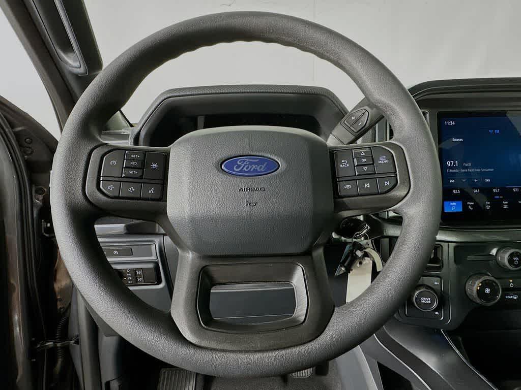 new 2025 Ford F-150 car, priced at $49,960