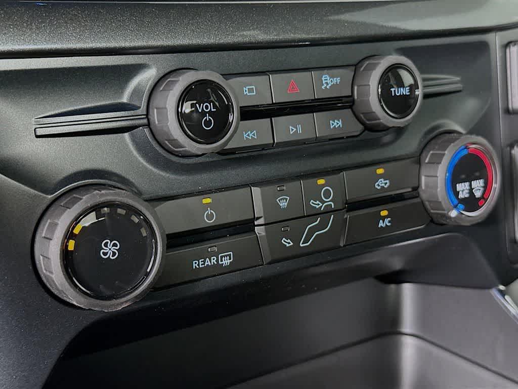 new 2025 Ford F-150 car, priced at $49,960